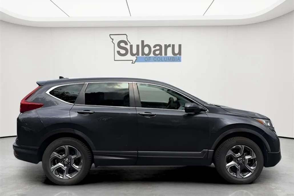 2017 Honda CR-V EX photo 1