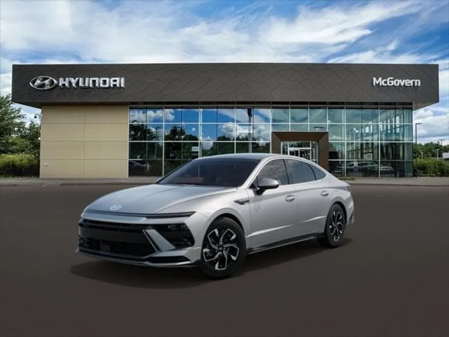 2025 Hyundai Sonata SEL photo 1