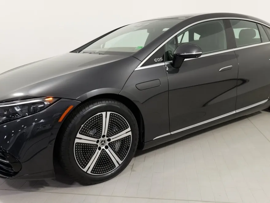 2023 Mercedes Benz EQS Sedan 450 photo 1