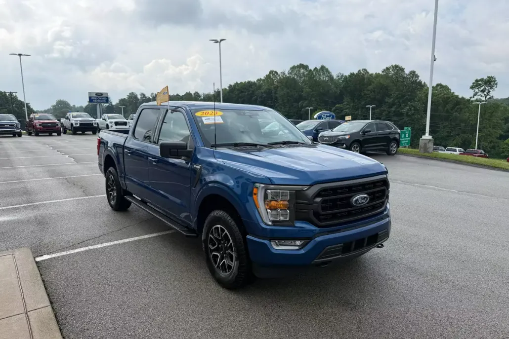 2023 Ford F-150 XLT photo 1