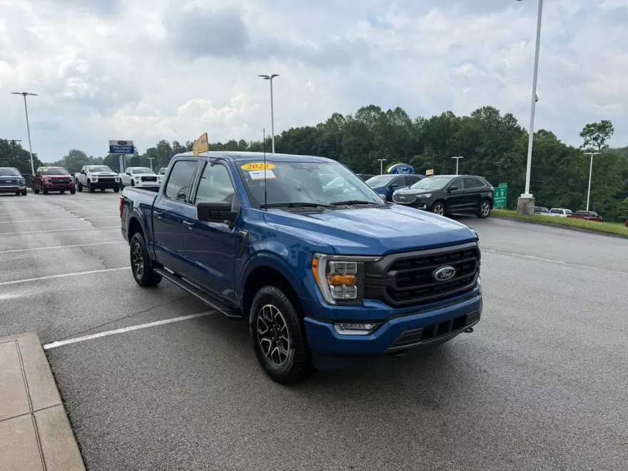 2023 Ford F-150 XLT photo 1