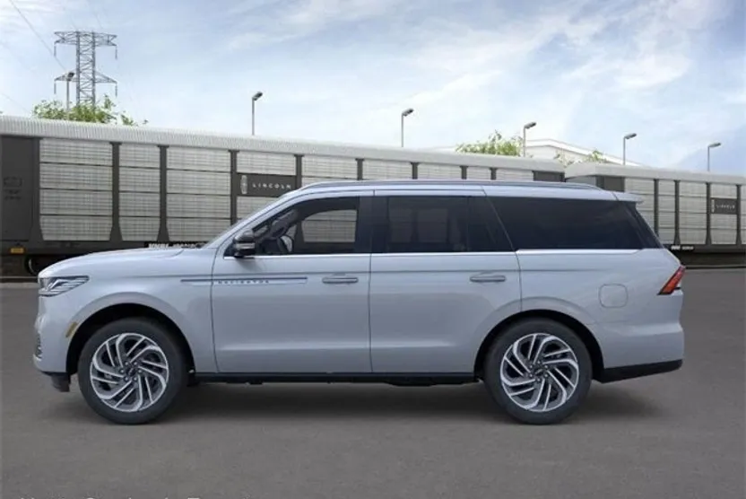 2025 Lincoln Navigator Reserve photo 1