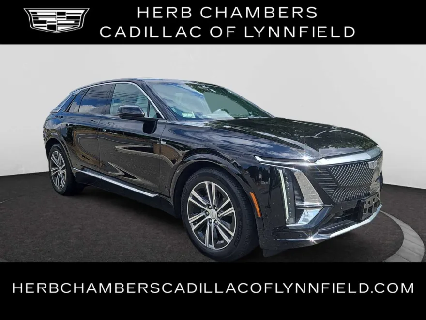 2024 Cadillac Lyriq Luxury photo 1