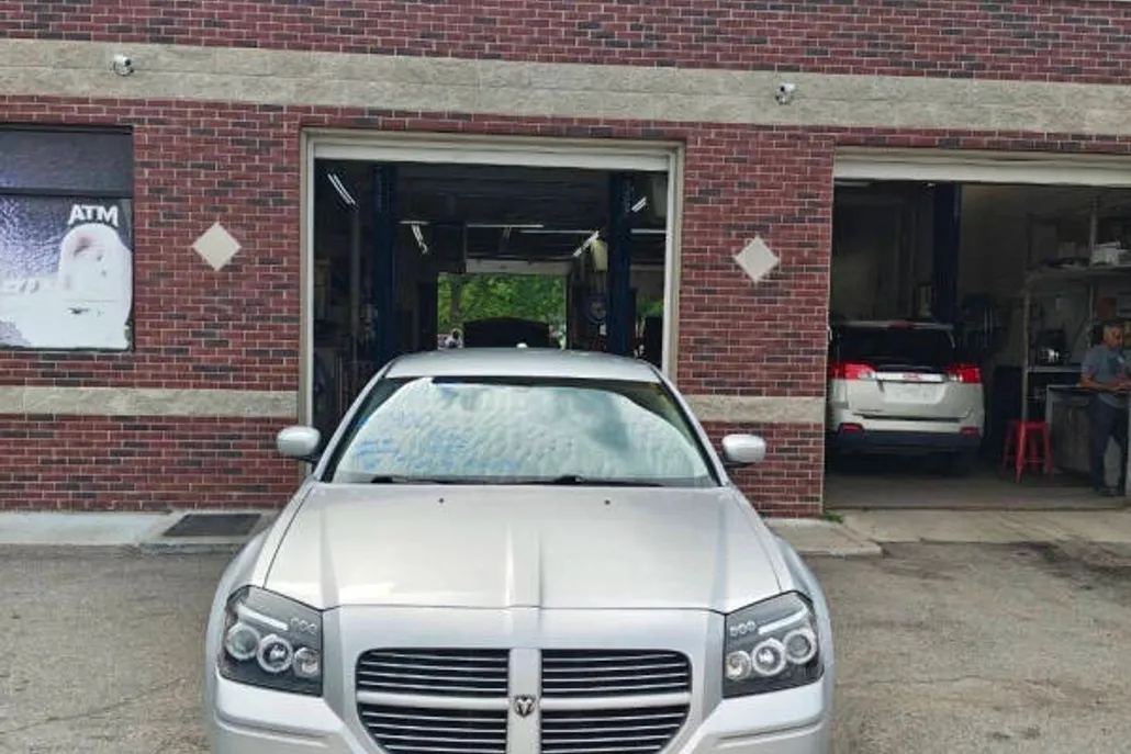 2005 Dodge Magnum RT photo 1