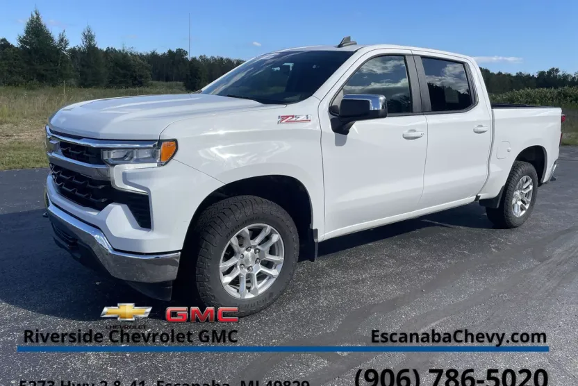 2022 Chevrolet Silverado 1500 LT photo 1