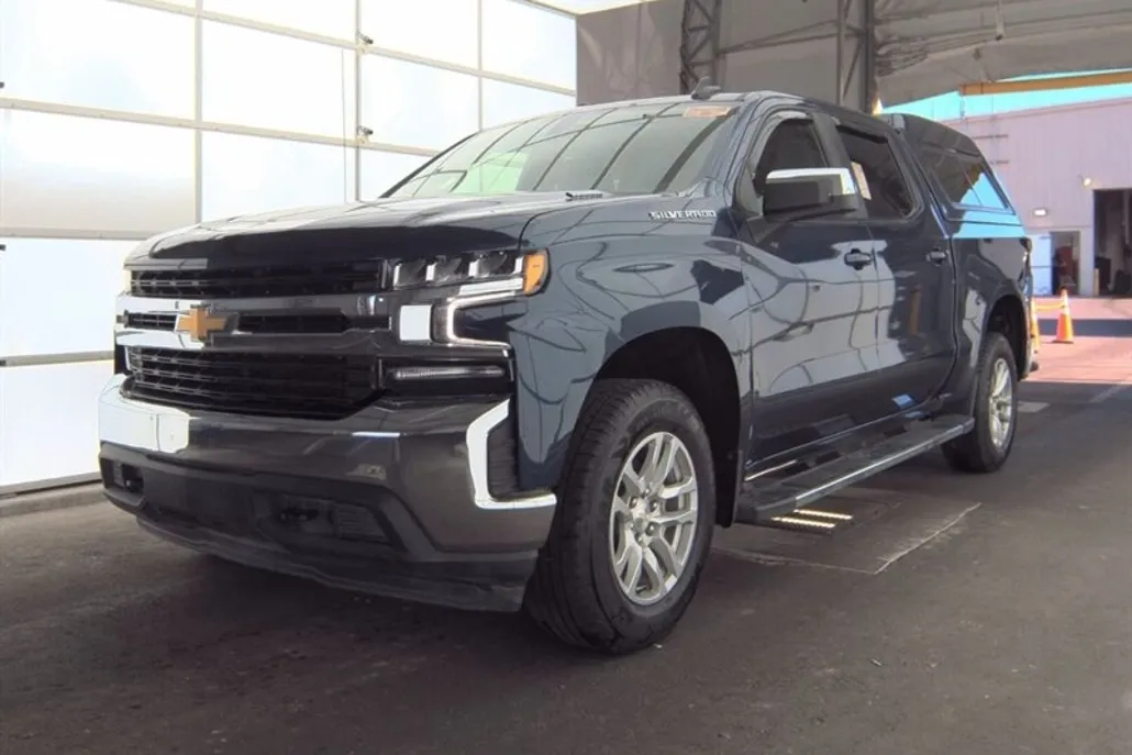 2021 Chevrolet Silverado 1500 LT photo 1