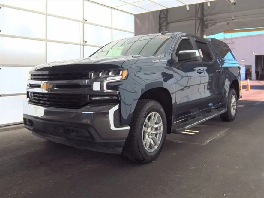2021 Chevrolet Silverado 1500 LT photo 1