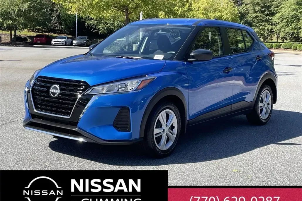 2025 Nissan Kicks Play S photo 1