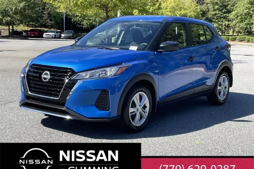 2025 Nissan Kicks Play S photo 1