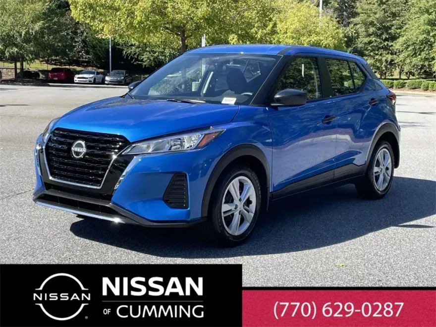 2025 Nissan Kicks Play S photo 1