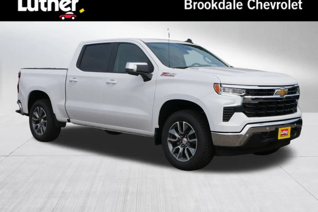 2026 Chevrolet Silverado 1500 LT photo 1