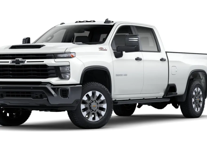 2025 Chevrolet Silverado 2500HD Custom photo 1