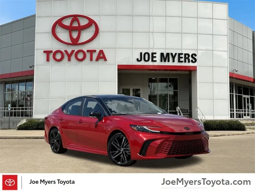2025 Toyota Camry XSE photo 1