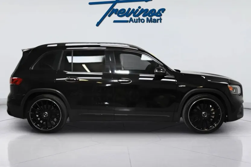 2021 Mercedes Benz GLB 35 AMG photo 1
