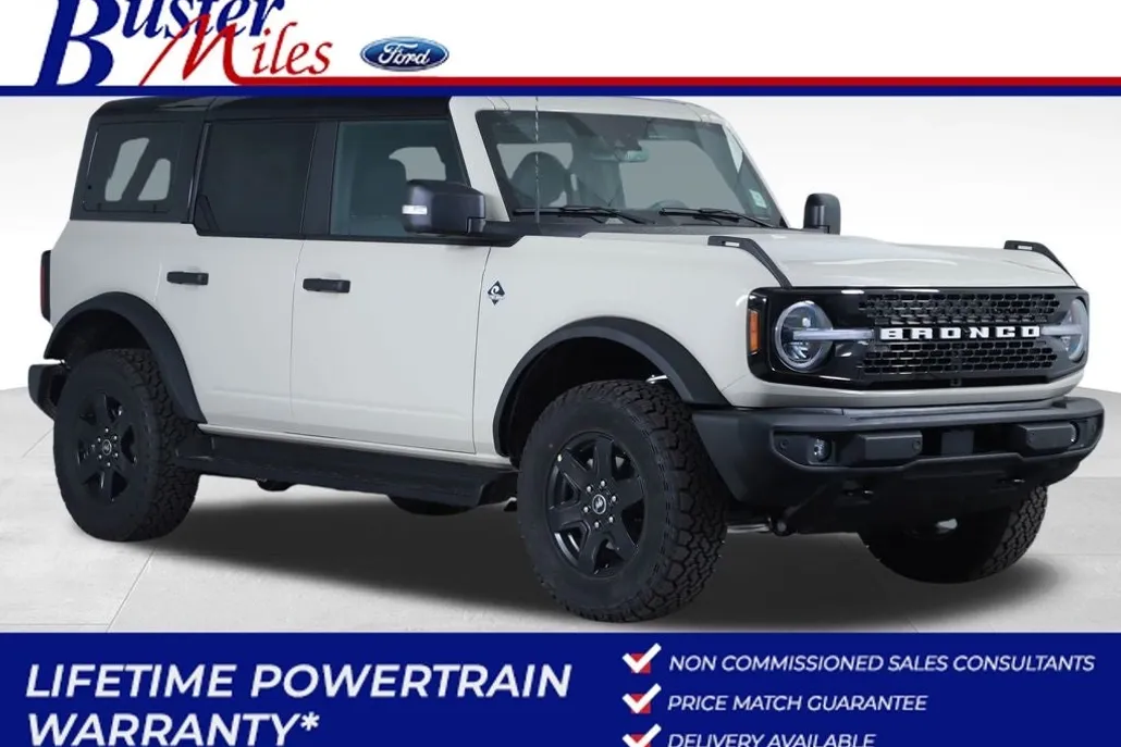 2025 Ford Bronco Outer Banks photo 1