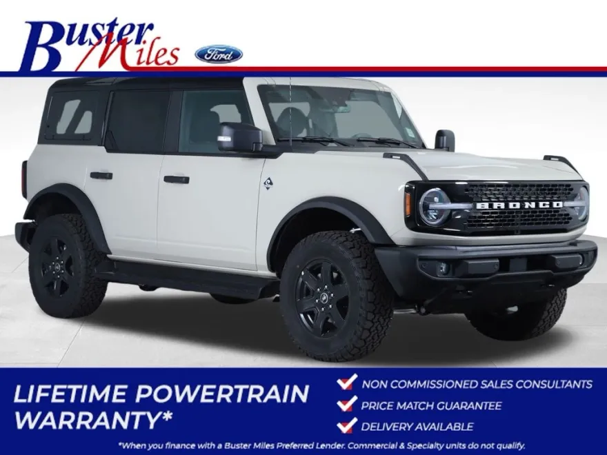 2025 Ford Bronco Outer Banks photo 1