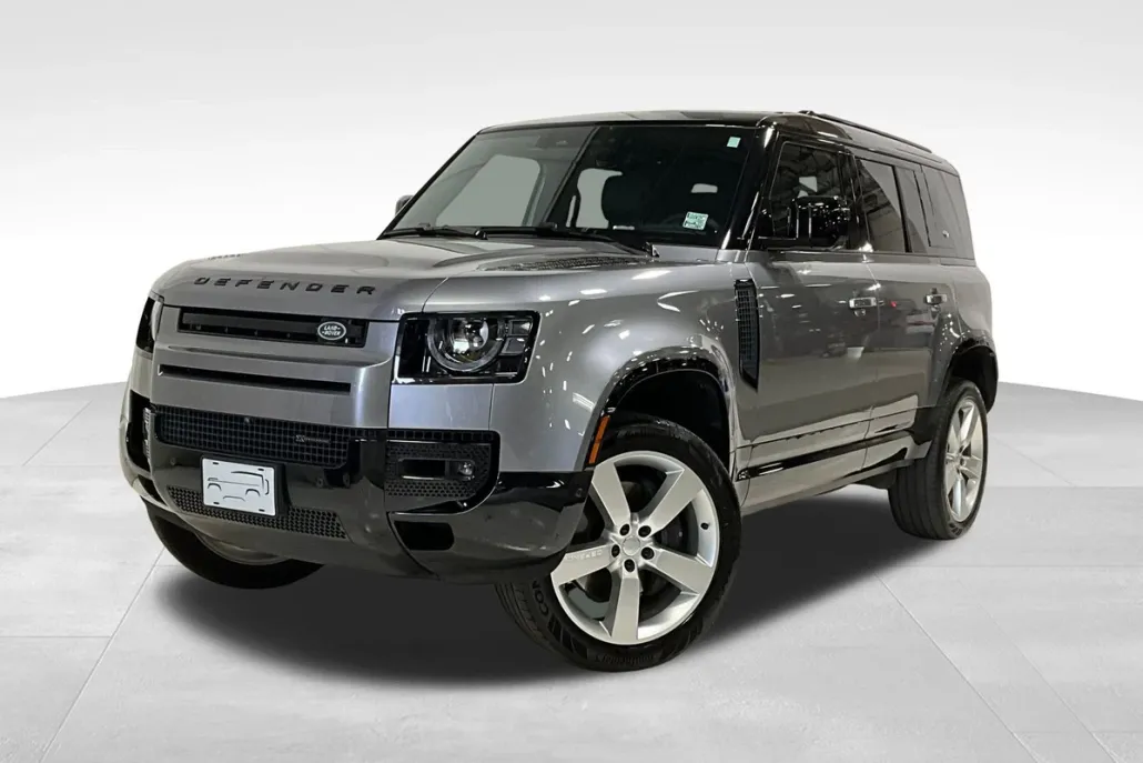 2023 Land Rover Defender 110 X-Dynamic SE photo 1