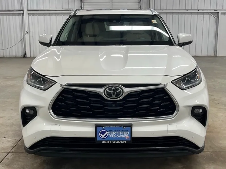 2020 Toyota Highlander Limited photo 1