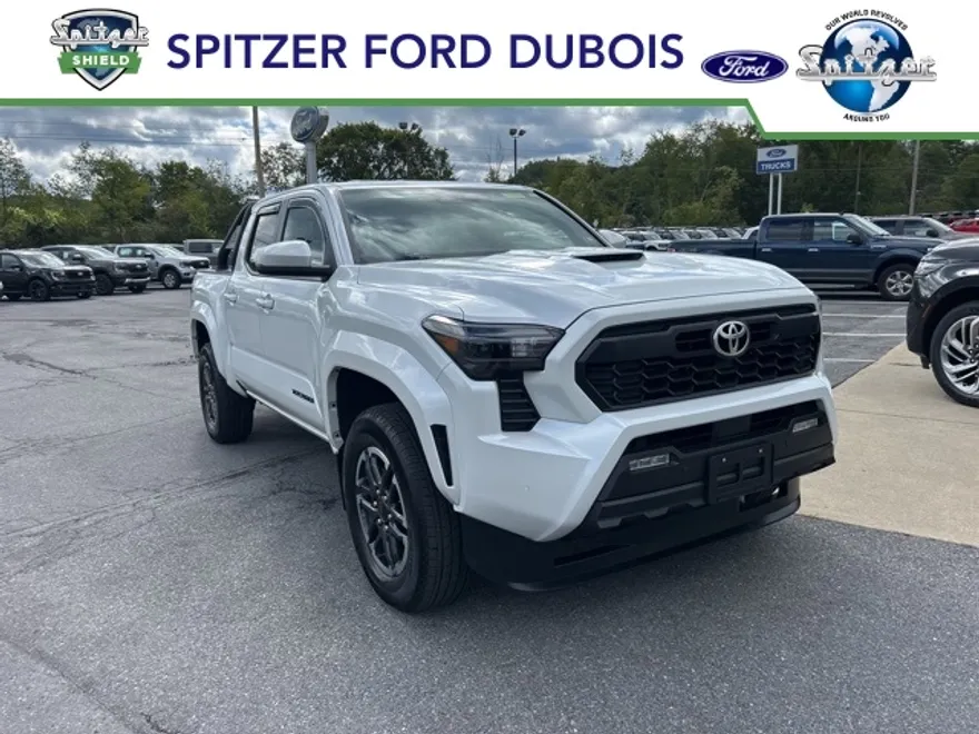 2024 Toyota Tacoma TRD Sport photo 1