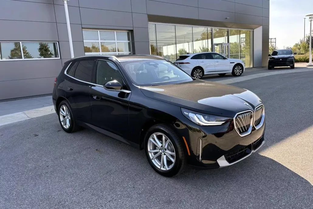 2025 Bmw X3 30x Drive photo 1