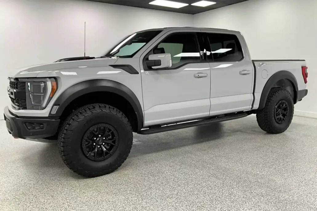 2023 Ford F-150 photo 1