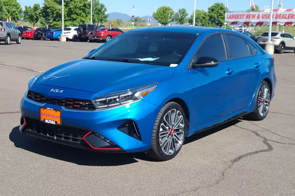 2022 Kia Forte GT photo 1