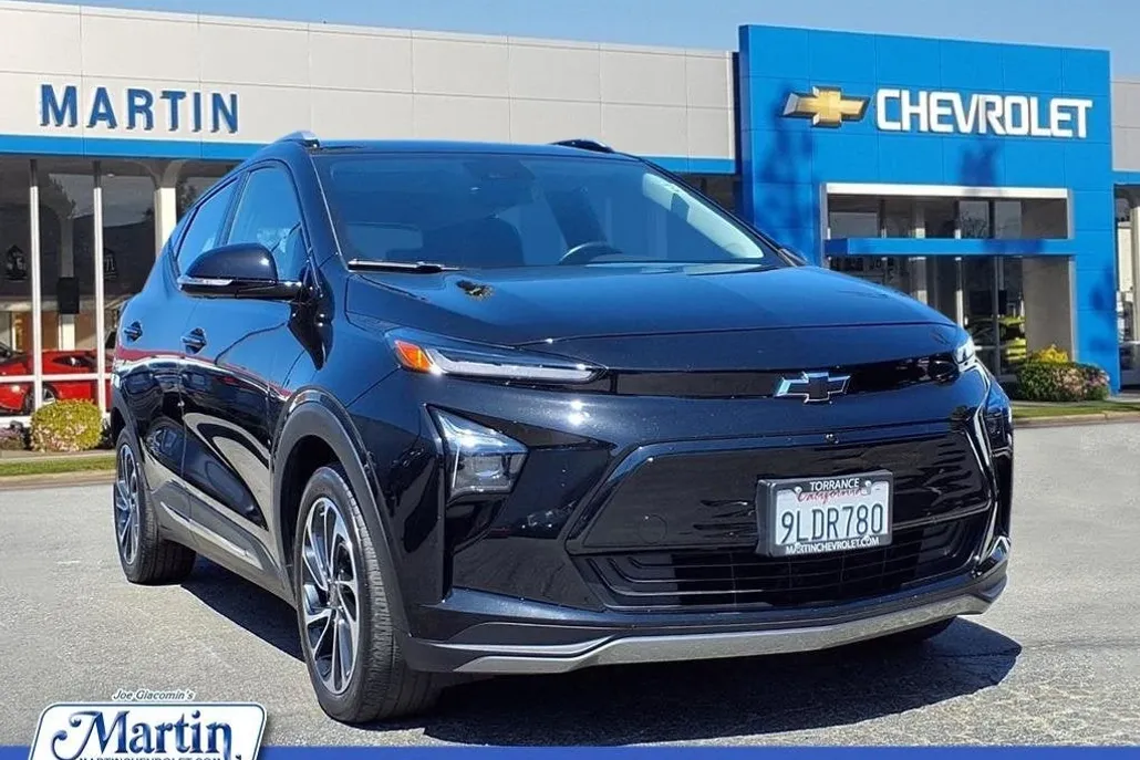 2023 Chevrolet Bolt EUV Premier photo 1