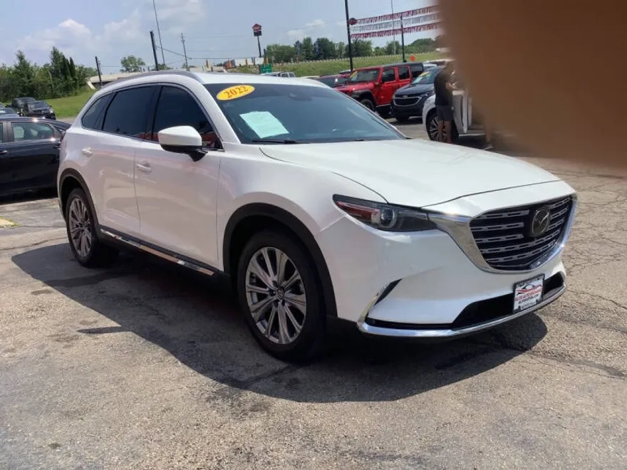 2022 Mazda CX-9 Signature photo 1