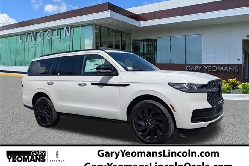 2025 Lincoln Navigator Reserve photo 1