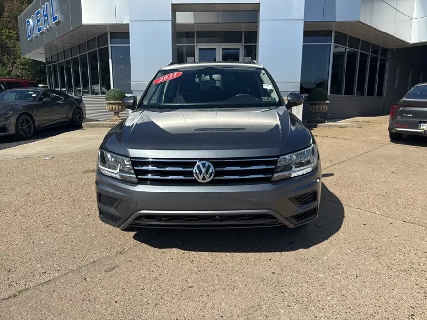 2021 Volkswagen Tiguan S photo 1