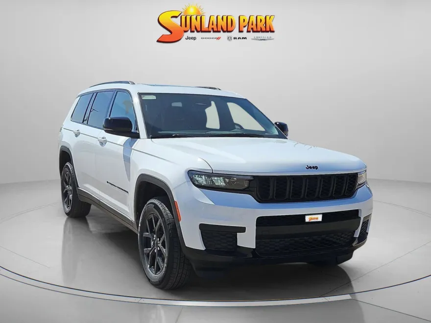 2025 Jeep Grand Cherokee Altitude X photo 1