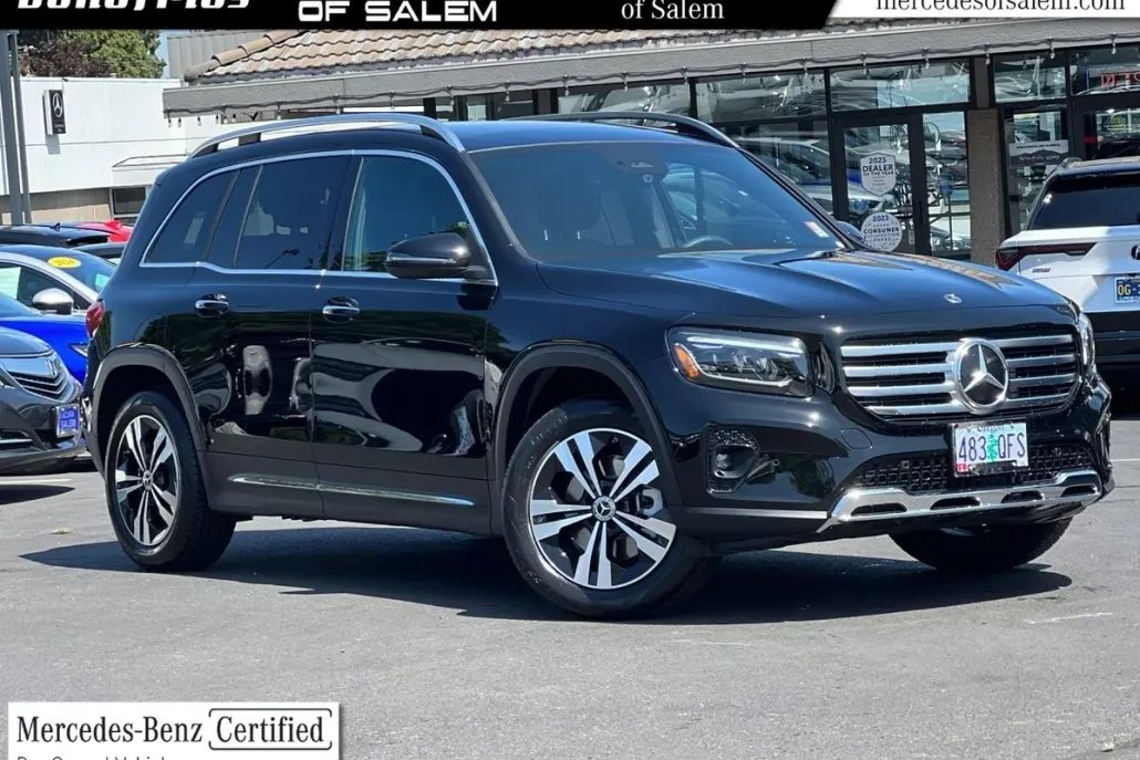 2025 Mercedes Benz GLB 250 4MATIC photo 1