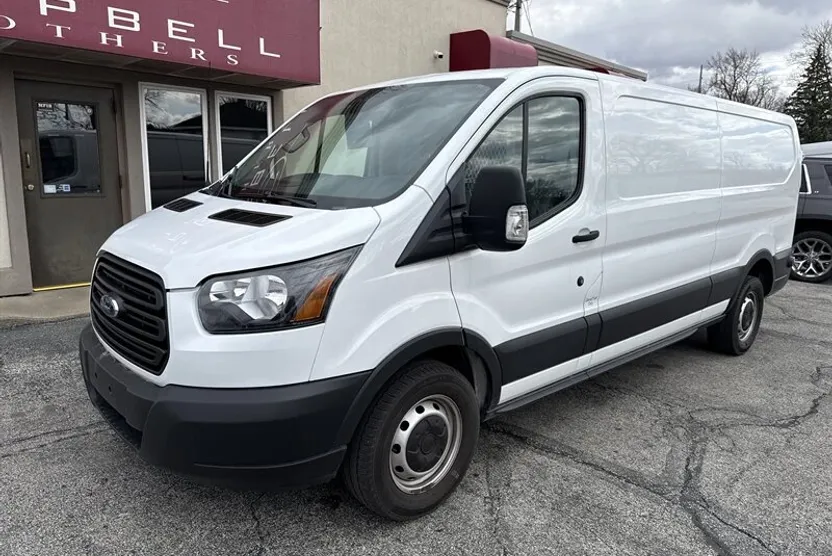 2019 Ford Transit photo 1