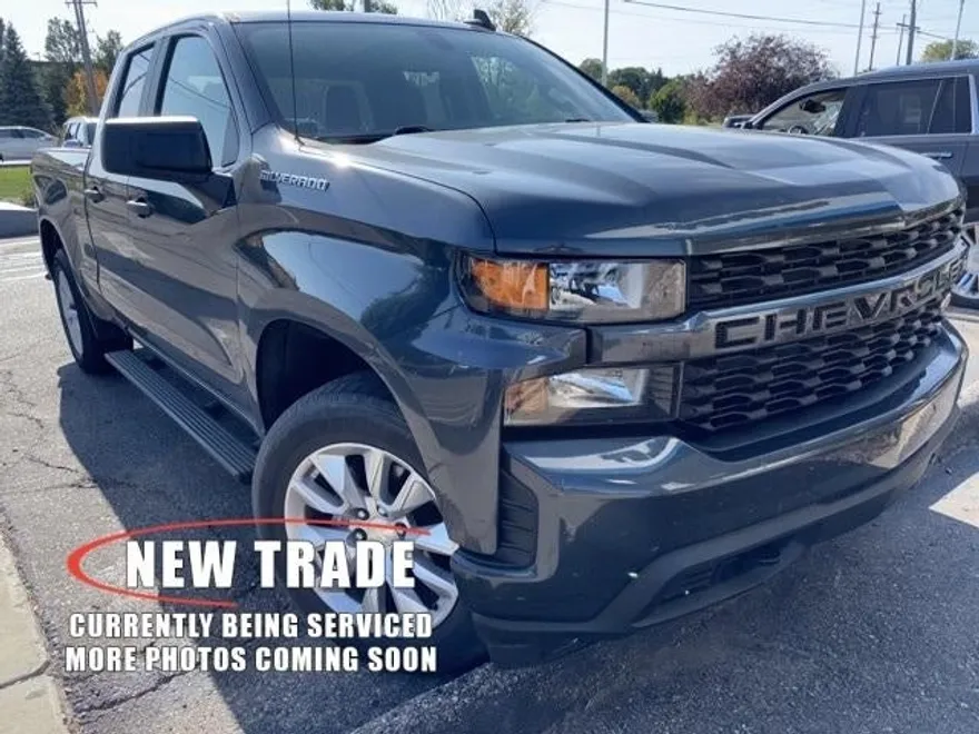 2019 Chevrolet Silverado 1500 Custom photo 1