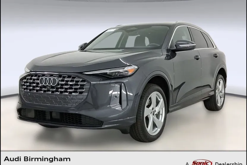 2025 Audi Q5 Premium Plus photo 1
