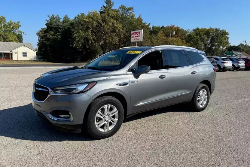 2020 Buick Enclave Essence photo 1