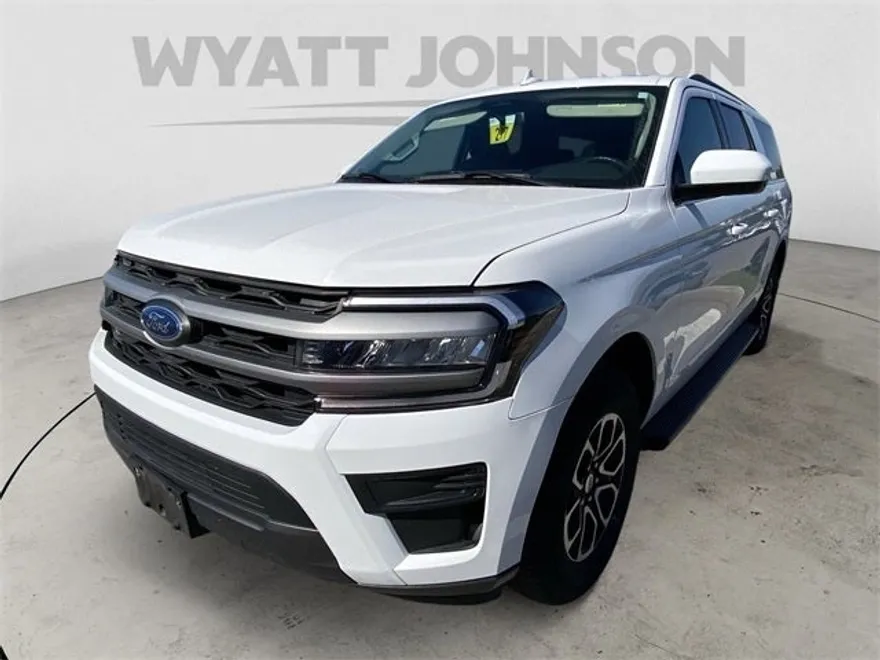 2024 Ford Expedition MAX XLT photo 1