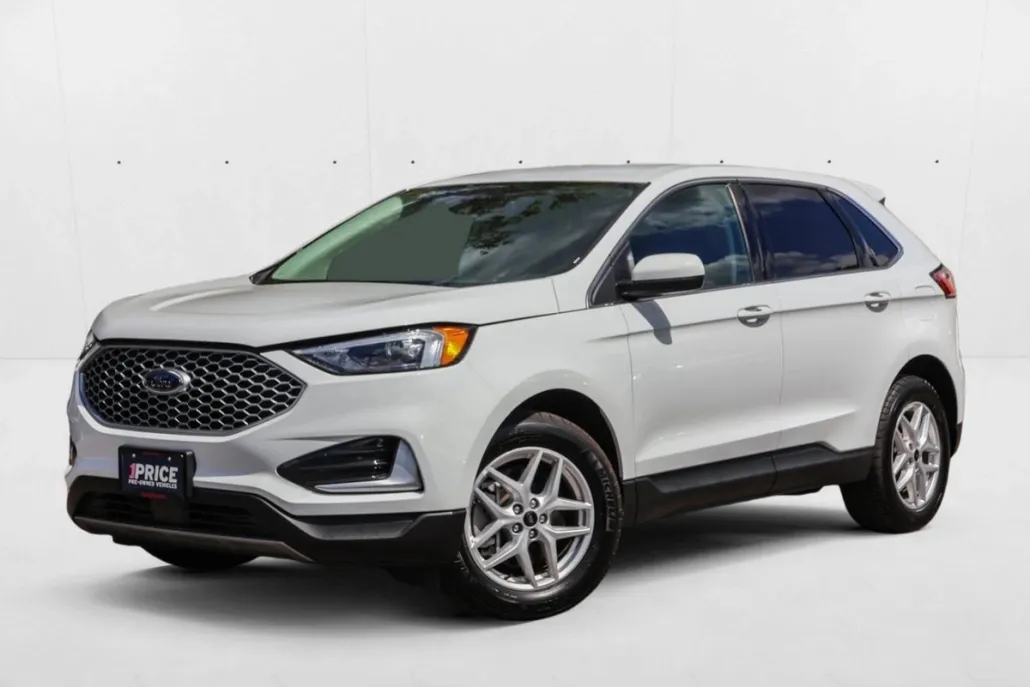 2024 Ford Edge SEL photo 1