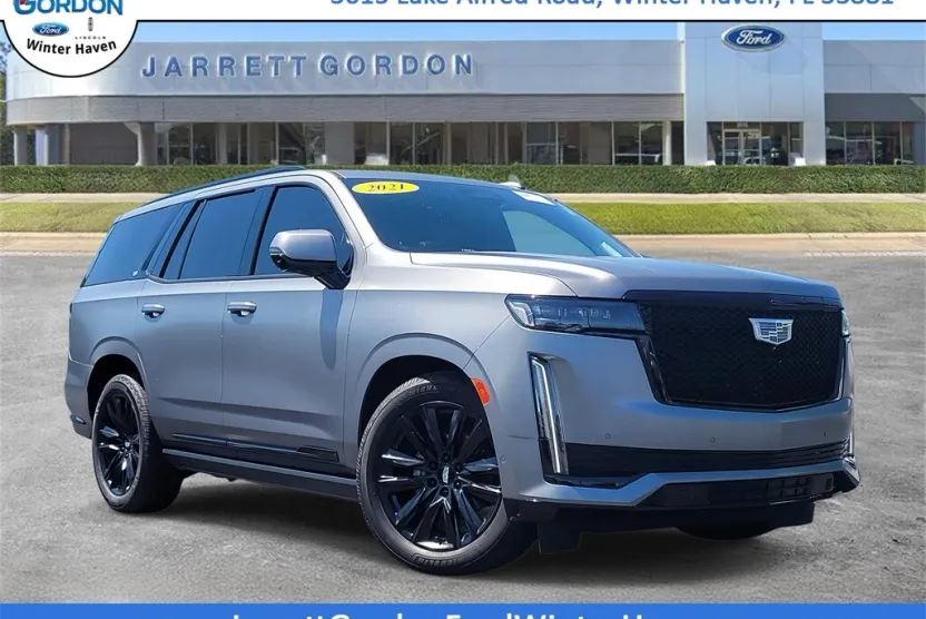 2021 Cadillac Escalade Sport photo 1