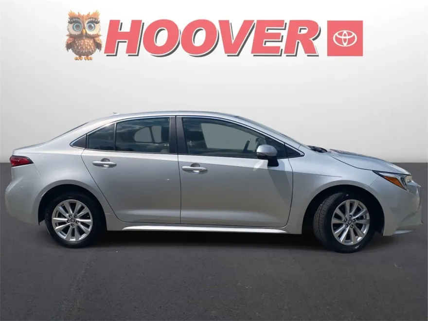 2024 Toyota Corolla Hybrid XLE photo 1