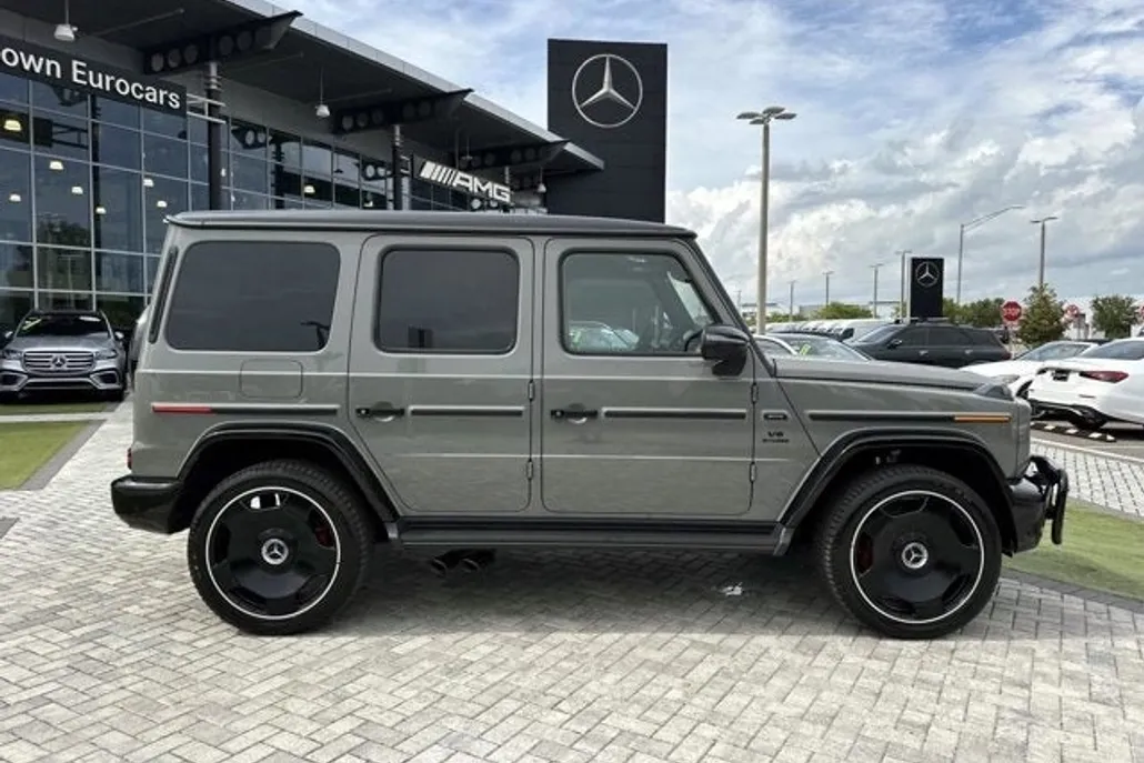 2025 Mercedes Benz G 63 AMG photo 1