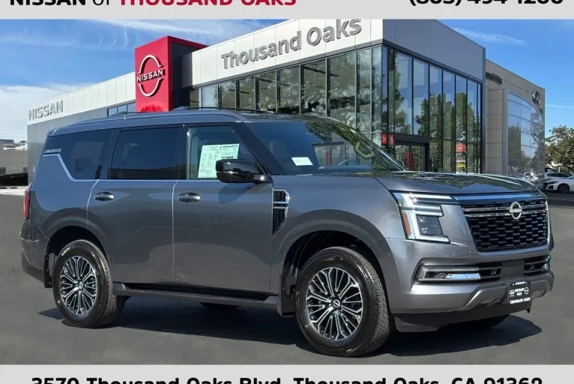 2025 Nissan Armada Platinum photo 1