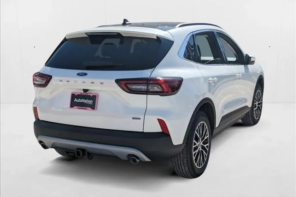 2025 Ford Escape Premium photo 1