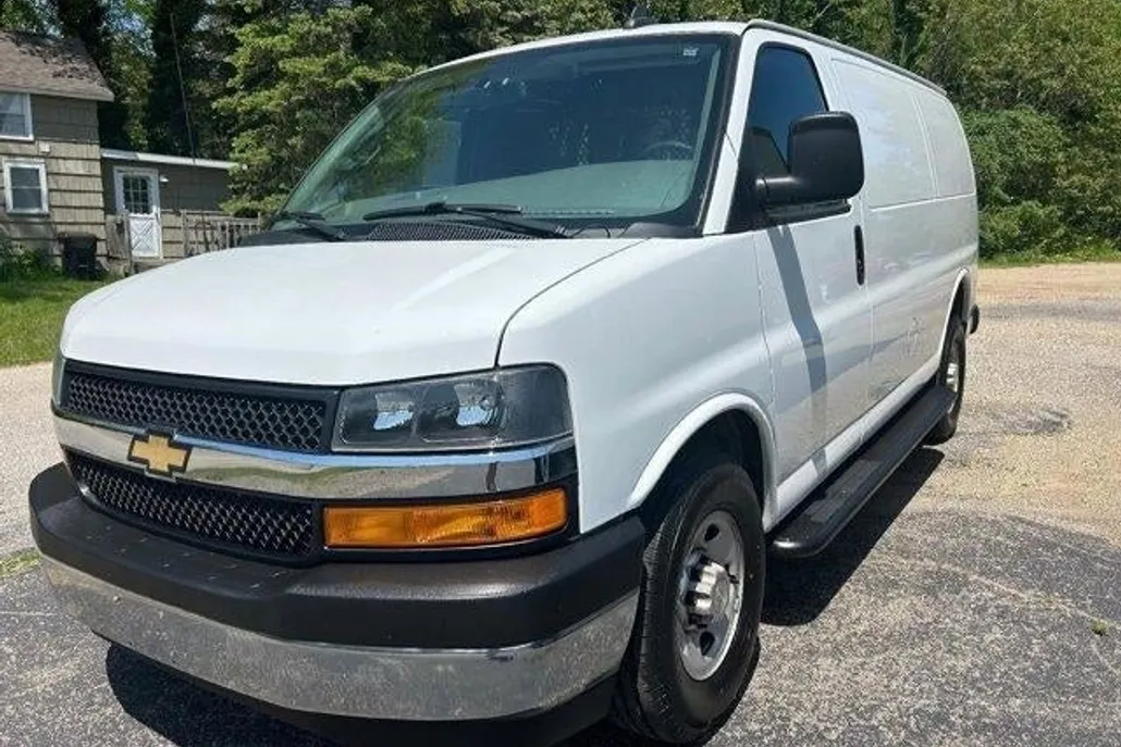 2020 Chevrolet Express Cargo 2500 photo 1