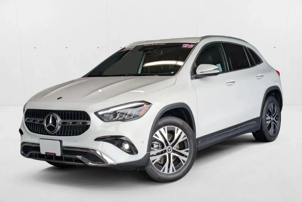 2025 Mercedes Benz GLA 250 photo 1