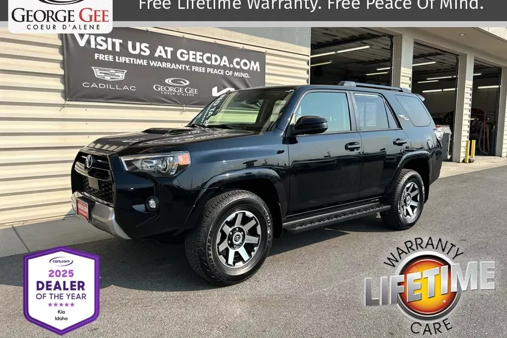 2024 Toyota 4Runner TRD photo 1