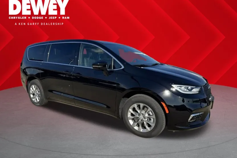 2026 Chrysler Pacifica photo 1
