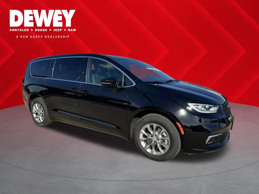 2026 Chrysler Pacifica photo 1