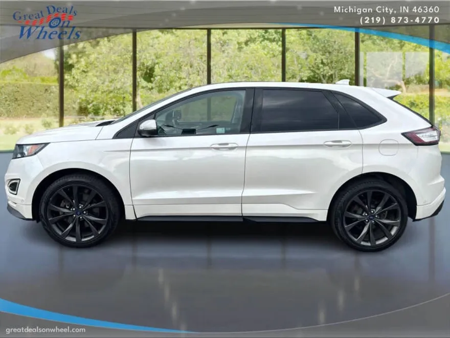 2015 Ford Edge Sport photo 1
