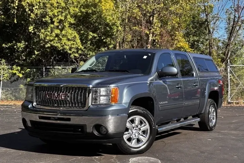 2011 Gmc Sierra 1500 SLT photo 1